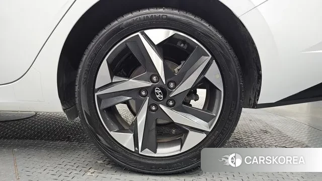 Hyundai Avante (CN7) id 3765911 из Кореи 14