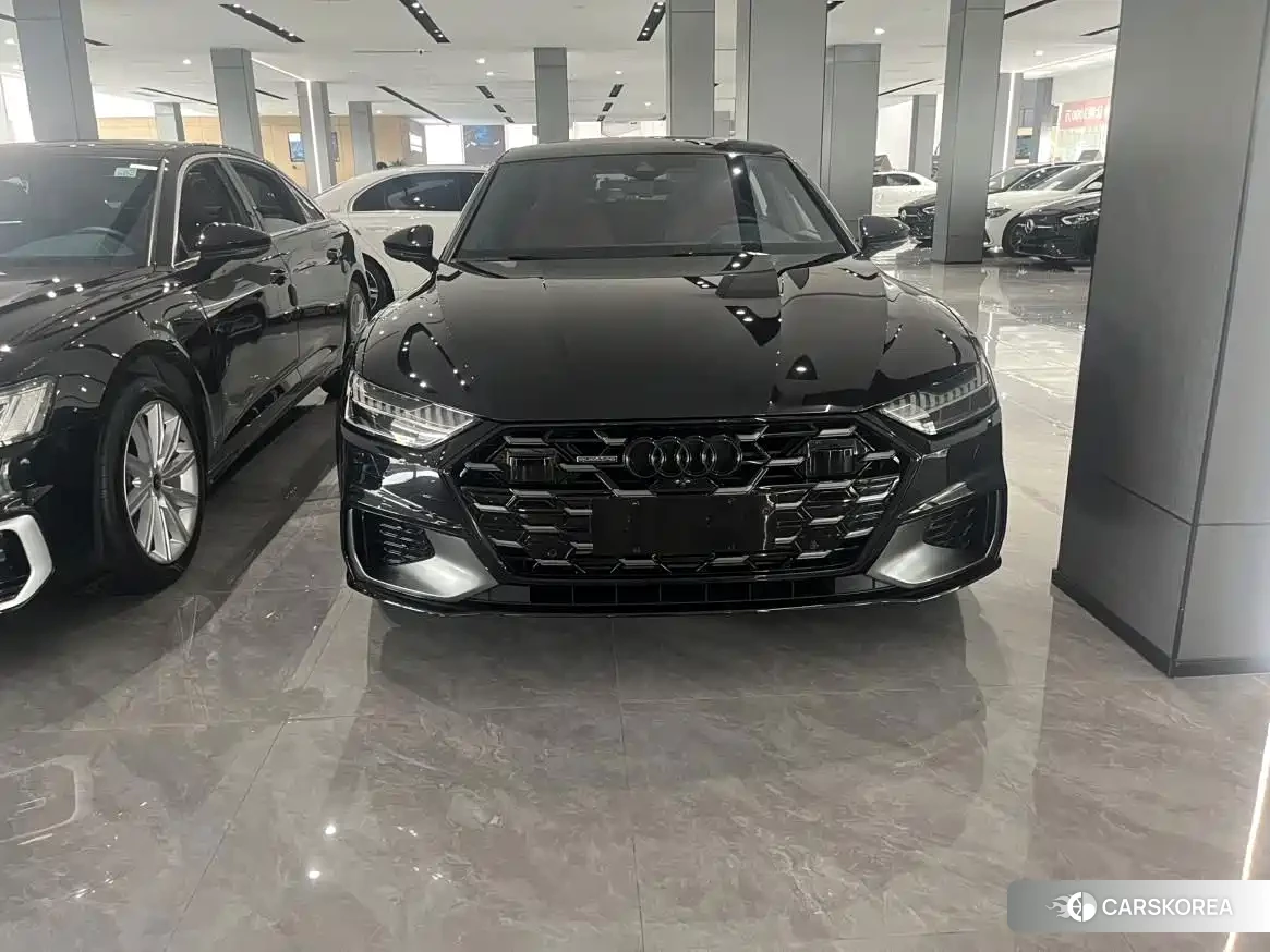 Audi A7L 2023 Черный из Китая, фото 4