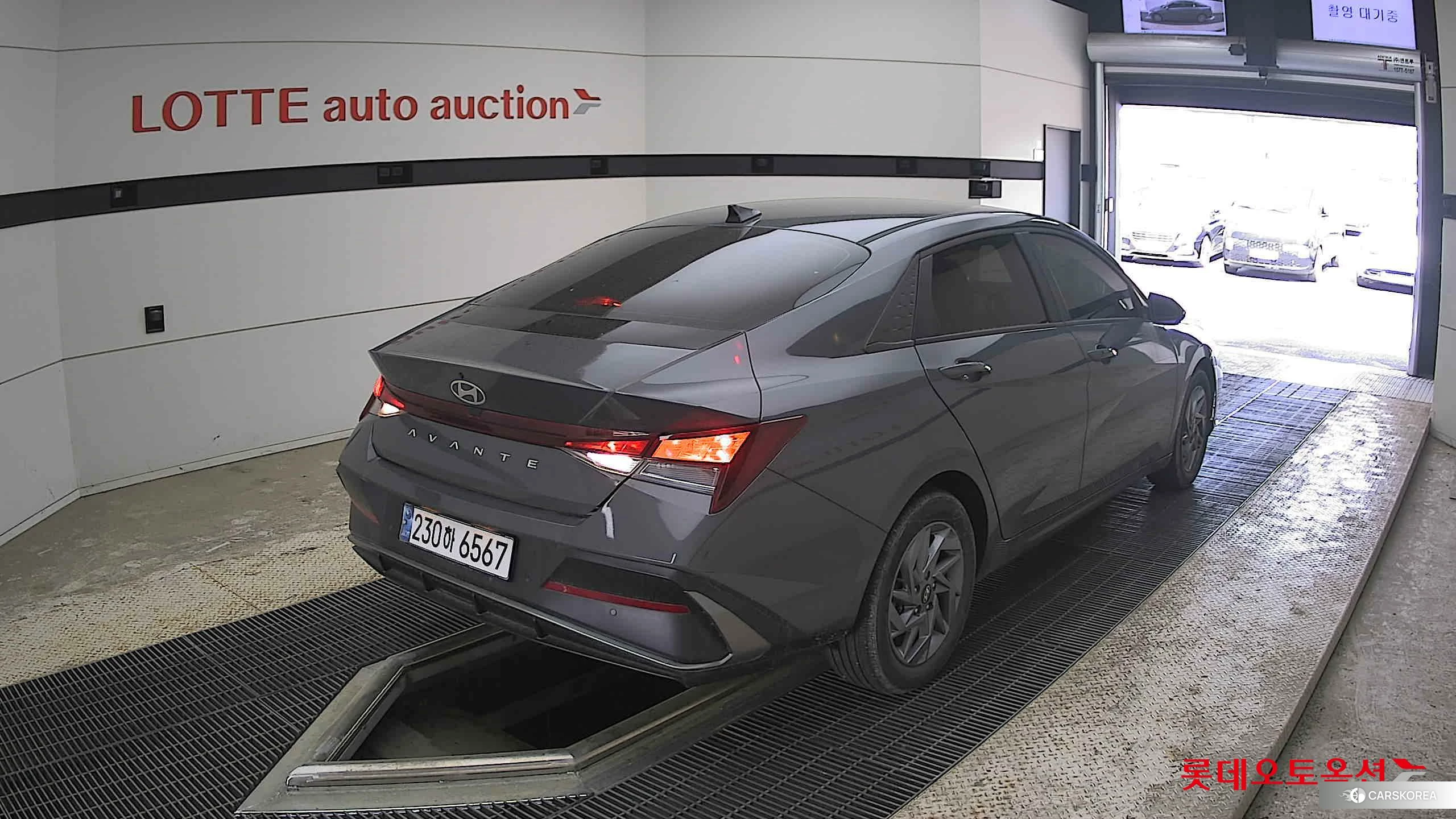 Hyundai Avante Hybrid id 4289481 из Кореи 31