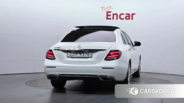 Mercedes-Benz E-Class W213 id 4536338 из Кореи 29