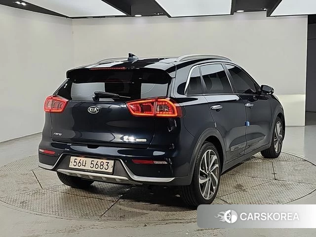 Kia Niro id 4900745 из Кореи 12