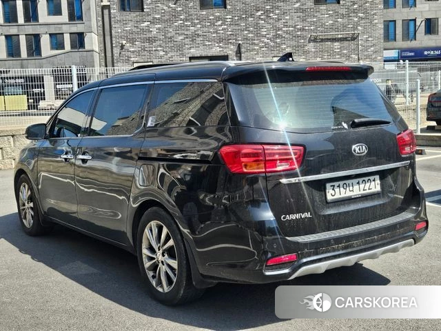 Kia The New Carnival id 4331400 из Кореи 12