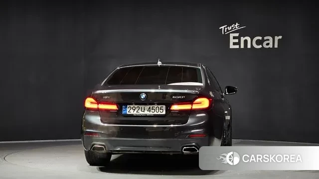 BMW 5 Series (G30) id 3661997 из Кореи 14