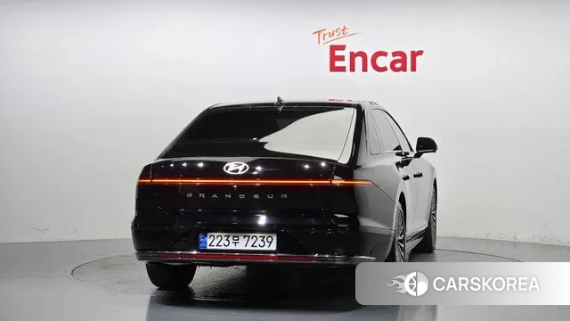 Hyundai Grandeur (GN7) id 3168645 из Кореи 14