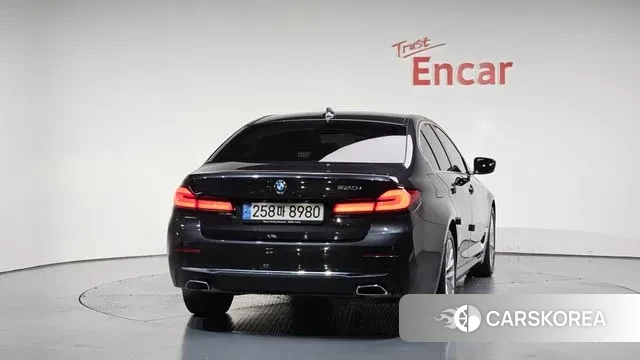 BMW 5 Series (G30) id 3348978 из Кореи 14