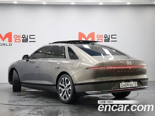 Hyundai Grandeur (GN7) id 2867844 из Кореи 14