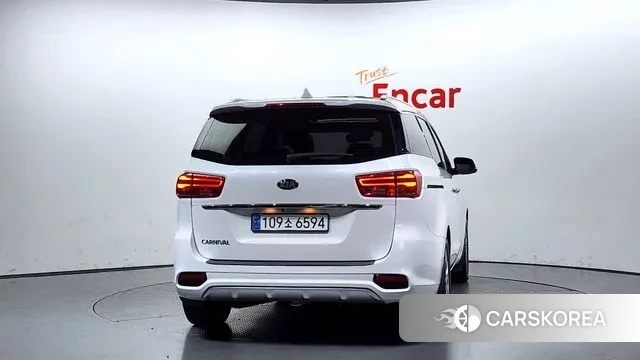 Kia The New Carnival id 2976591 из Кореи 14