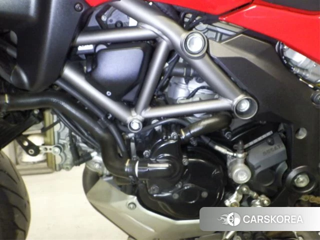Engine photo