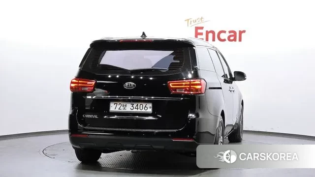 Kia The New Carnival id 3779096 из Кореи 14