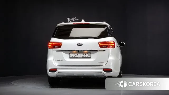 Kia The New Carnival id 3728732 из Кореи 14