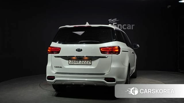 Kia The New Carnival id 3861650 из Кореи 14