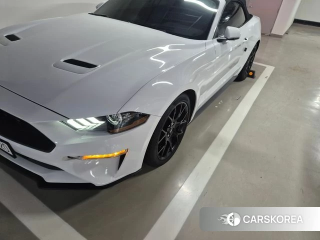 Ford Mustang 2022 Белый из Кореи, фото 4