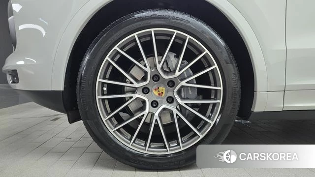 Porsche Cayenne (PO536) id 4593130 из Кореи 25