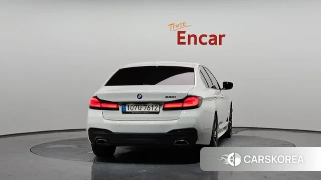 BMW 5 Series (G30) id 3016844 из Кореи 14