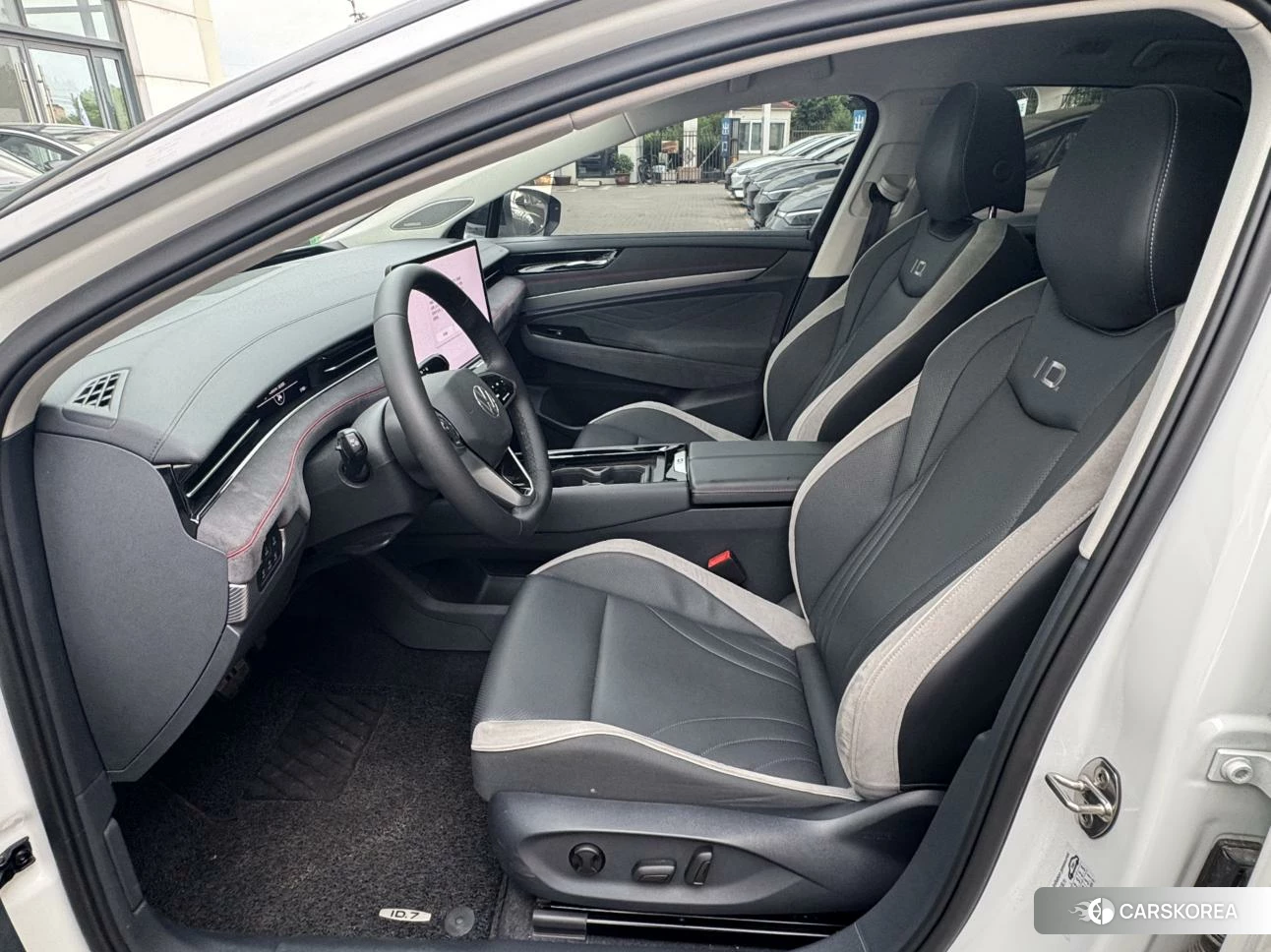 Volkswagen ID.7 VIZZION 2023 Белый из Китая, фото 6