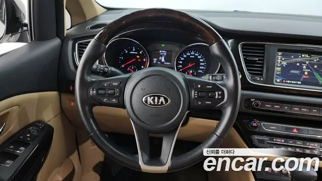 Kia The New Carnival id 2654387 из Кореи 14