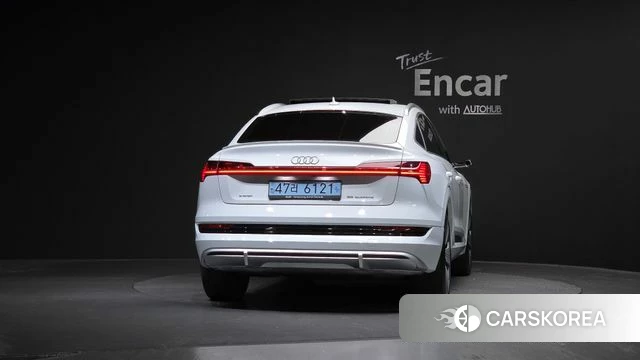 Audi e-Tron id 4383118 из Кореи 14