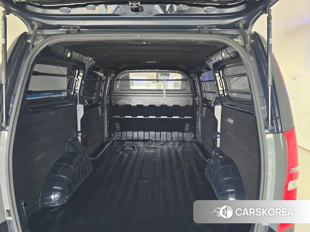 Hyundai The New Grand Starex id 4543016 из Кореи 10