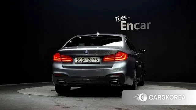 BMW 5 Series (G30) id 3449338 из Кореи 14