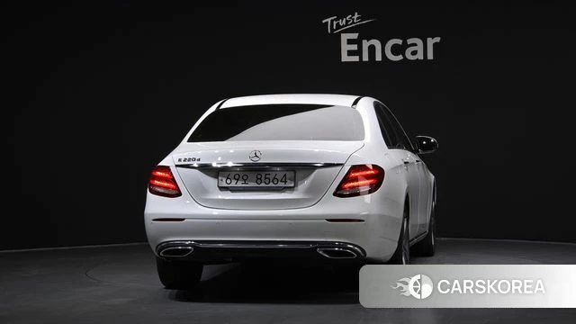 Mercedes-Benz E-Class W213 id 4568331 из Кореи 14