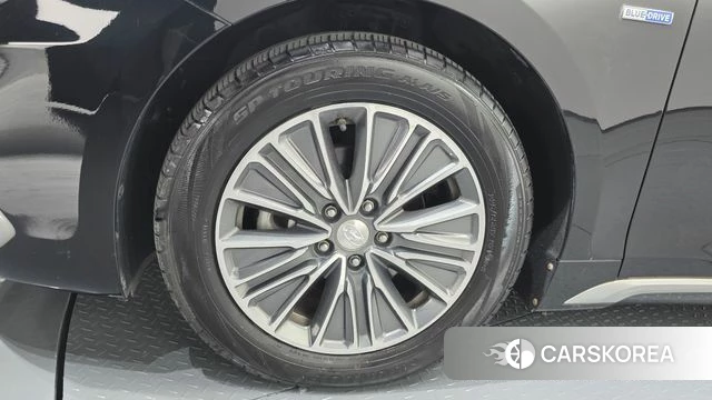 Hyundai Grandeur IG Hybrid id 3820842 из Кореи 14