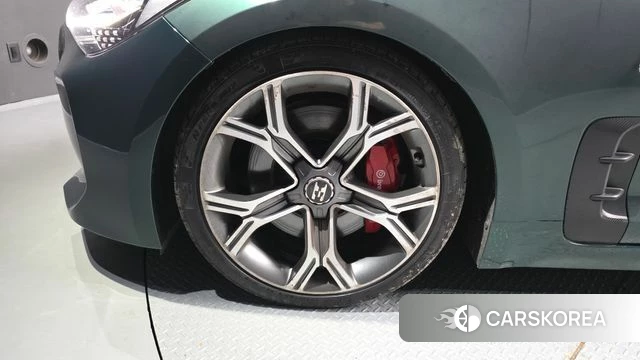 Kia Stinger id 4403621 из Кореи 29