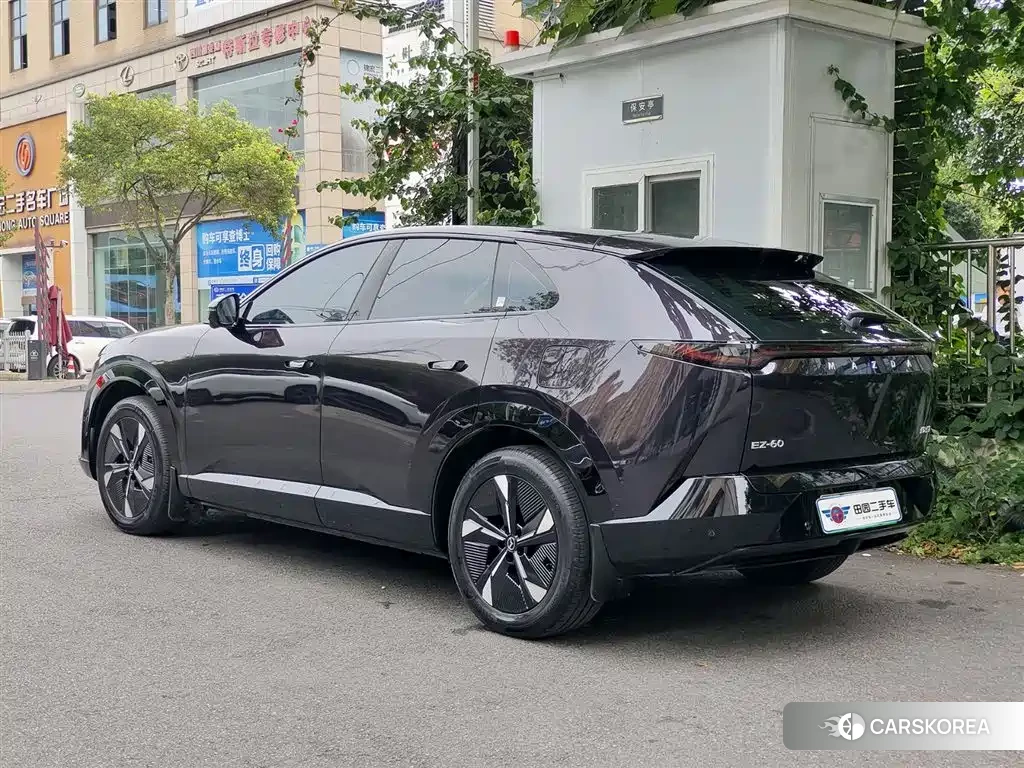 Mazda EZ-60 2026 Черный из Китая, фото 5