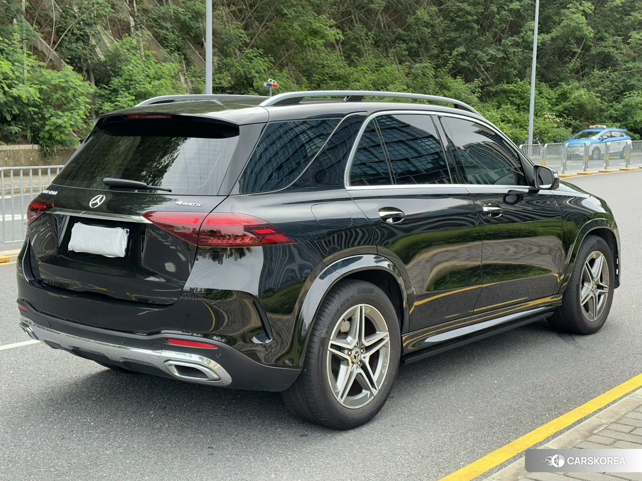 Mercedes-Benz GLE (import) 2023 Черный из Китая, фото 6
