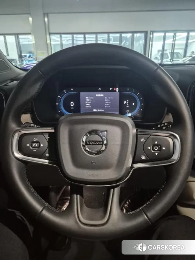 Volvo XC40 id 3529183 из Кореи 6