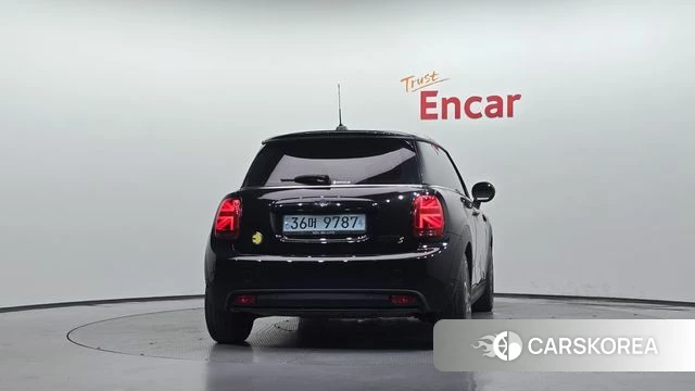 Mini Cooper Electric id 4848661 из Кореи 14