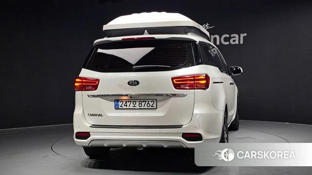 Kia The New Carnival id 4356842 из Кореи 14