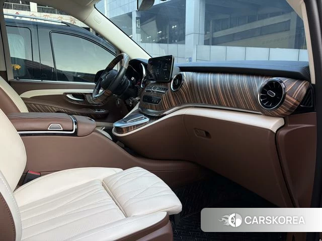 Mercedes-Benz V-class id 4300441 из Китая 14