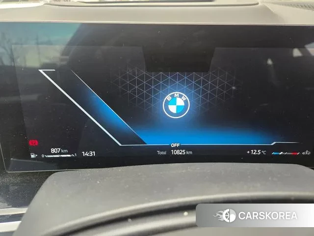 BMW X7 (G07) 2024 Черный из Кореи, фото 4