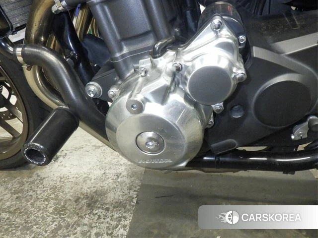Engine photo