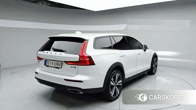 Volvo V60 Cross-Country 2nd Generation id 3669157 из Кореи 14