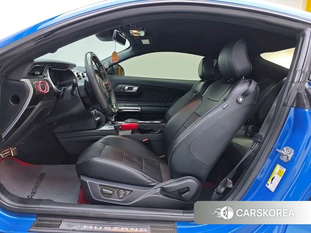 Ford Mustang id 4374579 из Китая 14