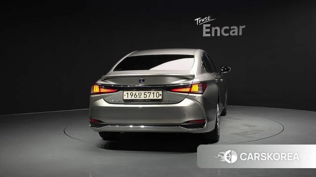 Lexus ES300h 7th generation id 4519173 из Кореи 33