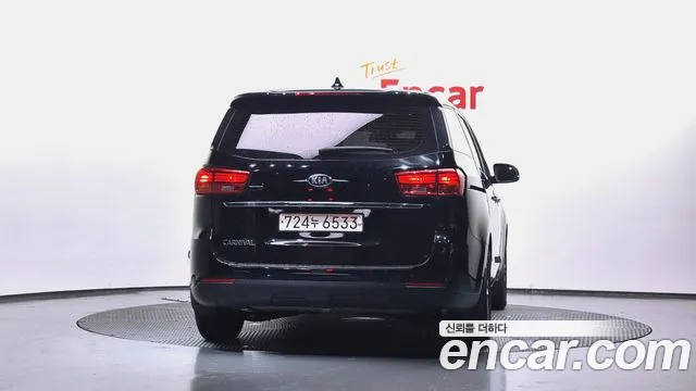 Kia The New Carnival id 2840233 из Кореи 14