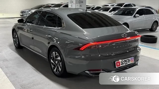 Hyundai The New Grandeur IG Hybrid id 3577935 из Кореи 14