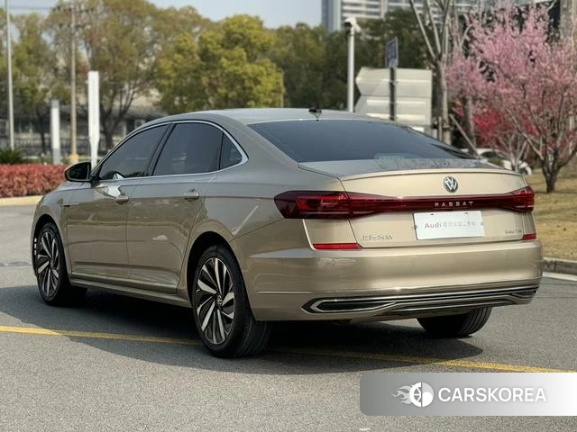 Volkswagen Passat id 3939422 из Китая 7