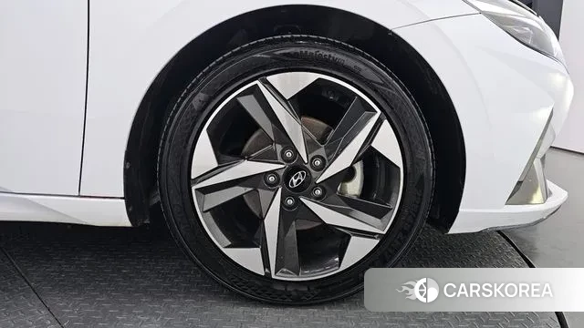 Hyundai Avante (CN7) id 3747381 из Кореи 14