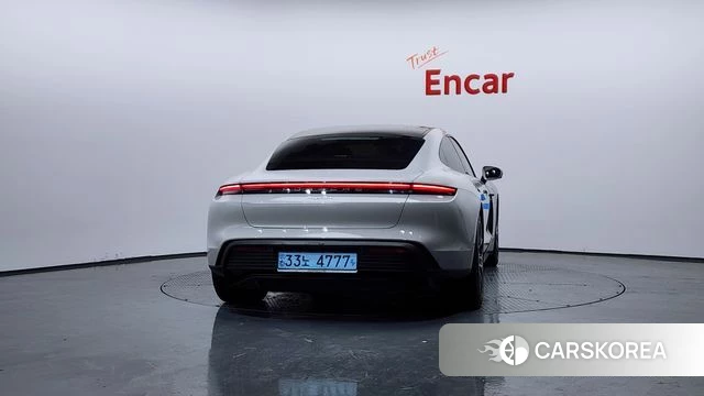 Porsche Taycan id 3806631 из Кореи 14