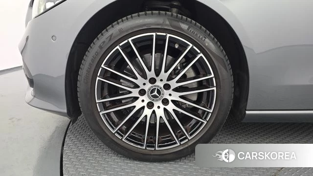 Mercedes-Benz C-Class W206 id 4195415 из Кореи 27