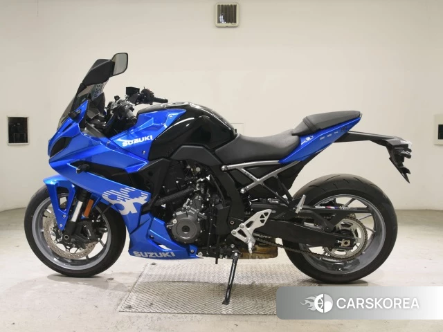 Проданный Suzuki GSX-8R 2025 из Японии, фото 2