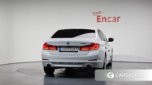 BMW 5 Series (G30) id 3345075 из Кореи 14