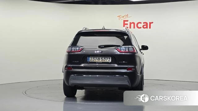 Jeep Cherokee (KL) id 4662066 из Кореи 14