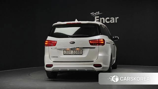 Kia The New Carnival id 4525476 из Кореи 28