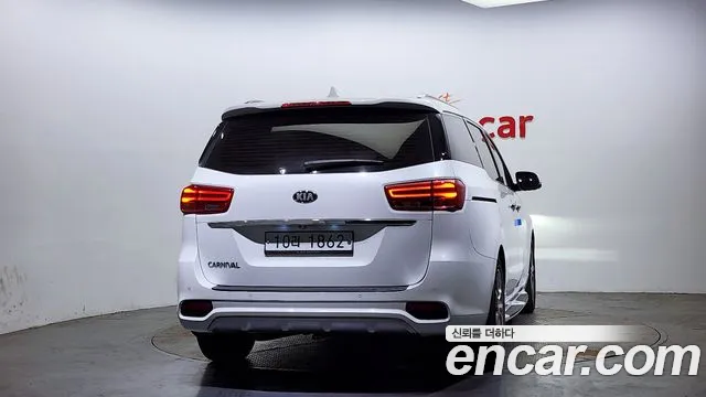 Kia The New Carnival id 2680065 из Кореи 14