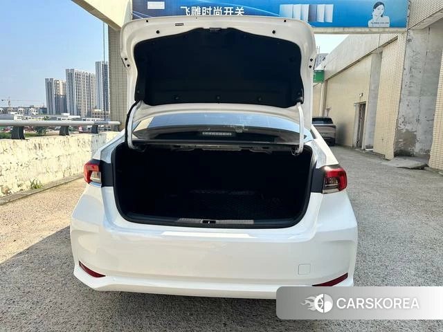 Toyota Corolla id 4276237 из Китая 13