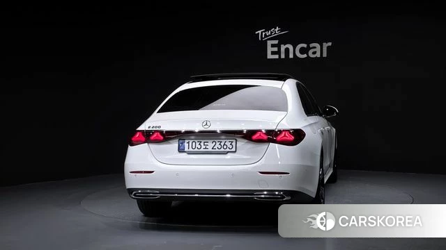 Mercedes-Benz E-Class W214 id 4640160 из Кореи 24